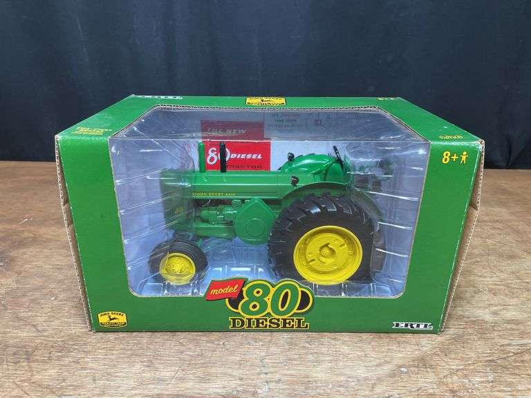 1/16 John Deere 80 NIB Ertl image