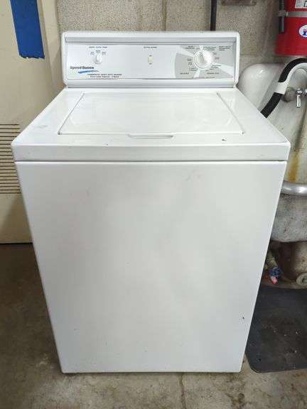 Speed Queen Commercial Heavy Duty Washer - XL Capacity image