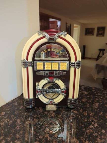 Crosley Collectors Edition CD Player - CR11CD image