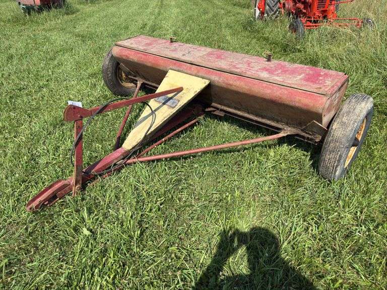 New Holland Fertilizer Spreader image