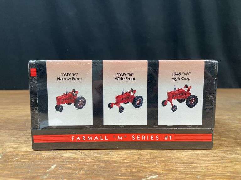 (3) 1/64 Farmall M Sets NIB Ertl