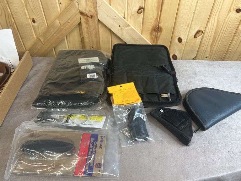 Misc Soft Cases, Ammo Pouches & Leather Cartridge Belt/Holster With .357 Magnum ammo Ammo Holster image
