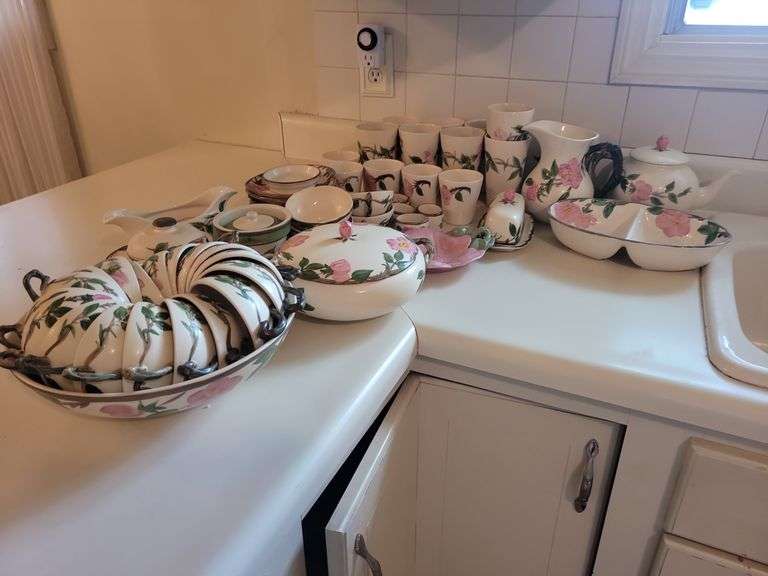Flowered Dishware
