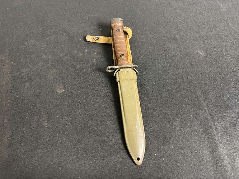 Italian (A.E.T.) M4 Bayonet w/Scabbard image