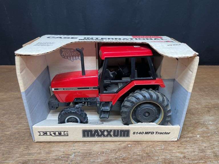 1/16 Case-IH Maxxum 5140 Special Edition NIB Ertl image