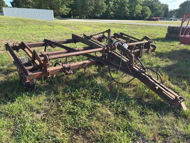 12' Field Cultivator