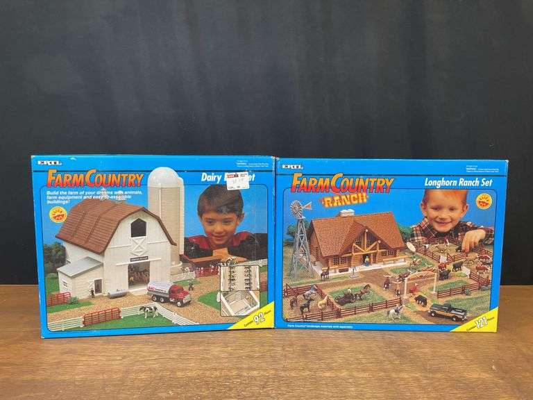 (2) 1/64 Farm Country Sets NIB Ertl image