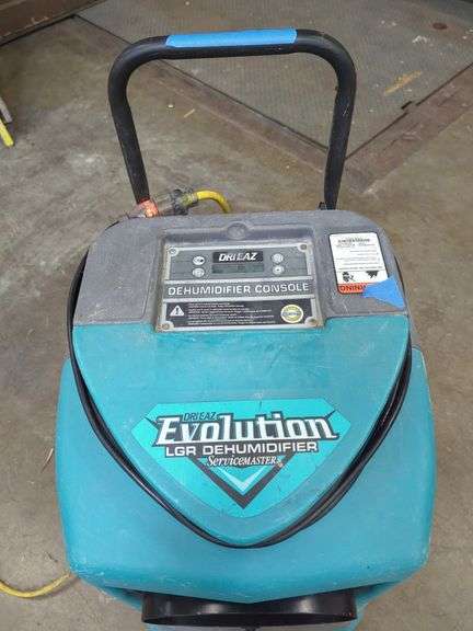 (1) Dri-eaz Evolution LRG Dehumidifier