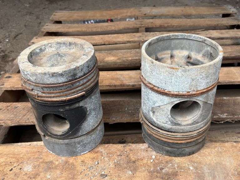 (2) Alcoa John Deere Pistons image