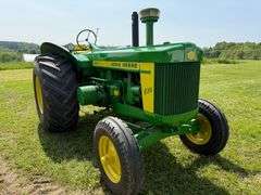 John Deere 820 SN: 8232162 3500 original hours