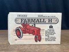 1/16 Farmall H Special Edition NIB Ertl