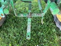 John Deere Model LA
