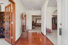 114 Heatherstone Dr. Chatham, IL 62629