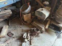 Contents Upper and Lower East Loft - Machine Shed