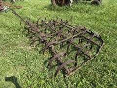 John Deere Drag