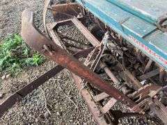 Oliver Superior 8ft Grain Drill