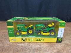 1/16 John Deere 110 + X320 L&G Set Collector NIB Ertl