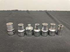 (7) IH Sockets