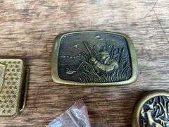 (5) Belt Buckles