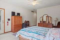 114 Heatherstone Dr. Chatham, IL 62629