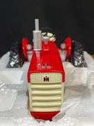 1/16 Farmall 460 Precision NIB Ertl