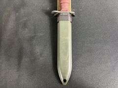 Reproduction (?) US Camillus M4 Bayonet w/Modern Production Scabbard