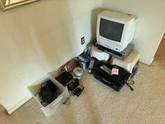 Miscellaneous Technology Lot - TV, VCR, Radio