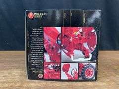 1/16 Farmall 400 Precision NIB Ertl