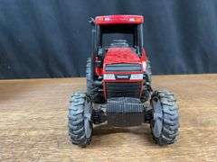 1/16 Case-IH Magnum 7240 1994 Farm Show NIB Ertl