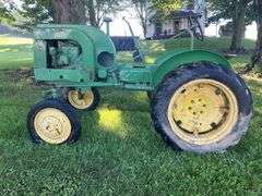 John Deere Model LA