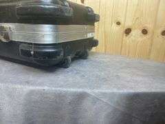 SKB Hard Shell Gun Case With Wheels