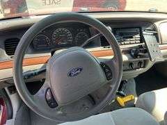 2003 Ford Crown Victoria