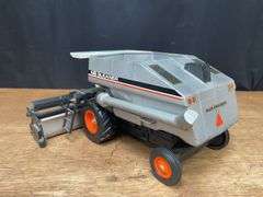 1/24 AC Gleaner N6 Combine SM