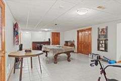 114 Heatherstone Dr. Chatham, IL 62629