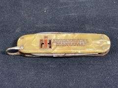 IH Pocket Knife