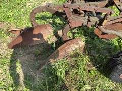 2 Bottom Oliver Plow