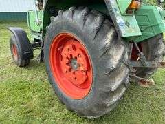 Low Hour Fendt 306LS with Loader