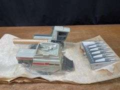 1/32 New Idea 800C Uni-Harvester NIB SM
