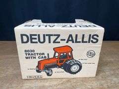 1/16 Deutz-Allis 8030 NIB Ertl
