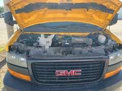 2018  GMC  Savana Box Truck