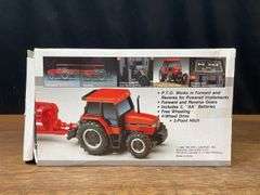 (3) 1/32 Case-IH Tractors + Spreader NIB Ertl
