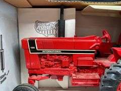 1/16 IH 1066 NIB Ertl