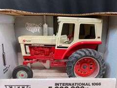 1/16 IH 1066 5 Millionth NIB Ertl