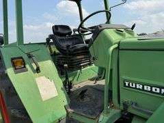Low Hour Fendt 306LS with Loader