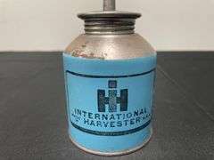 IH Oil Can
