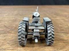 1/43 Farmall 1206 Pewter NIB SC