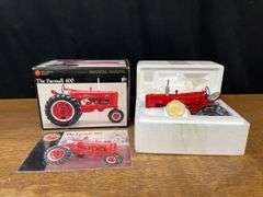 1/16 Farmall 400 Precision NIB Ertl