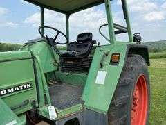 Low Hour Fendt 306LS with Loader