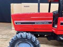 1/16 IH 5488 NIB Ertl