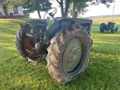 Oliver 77 Row Crop Gas